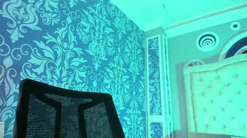 Salome online show from December 24, 7:44 pm