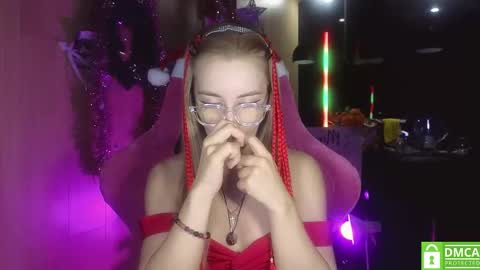 Alice  online show from December 23, 12:25 am