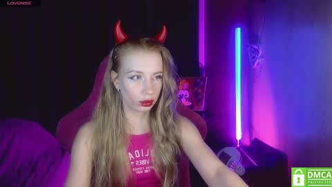 Alice  online show from February 13, 11:47 pm