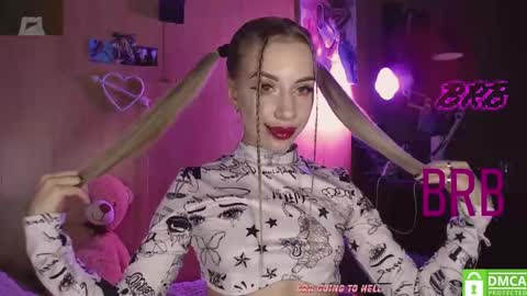 Alice  online show from March 6, 3:46 am