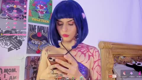 Snapshot of your_rosenrot chatting on February 26, 1:11 am Daniela Help me reach 100 likes online show from February 26, 1:11 am