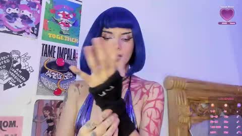 Snapshot of your_rosenrot chatting on March 3, 4:47 am Daniela Help me reach 100 likes online show from March 3, 4:47 am