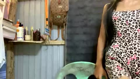 Snapshot of your_sexylady chatting on December 16, 5:45 am sexylady online show from December 16, 5:45 am