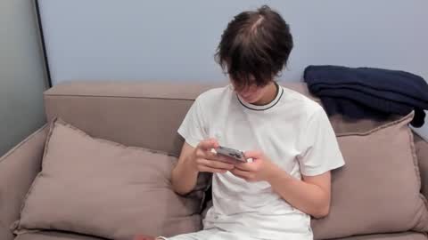 your_shy_guy online show from September 10, 5:57 pm