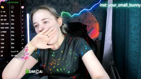 Molly online show from April 12, 2:05 am