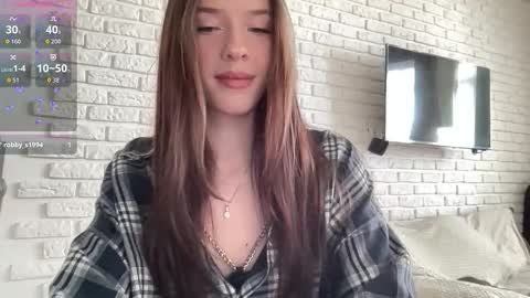 Mia  online show from January 19, 11:25 am