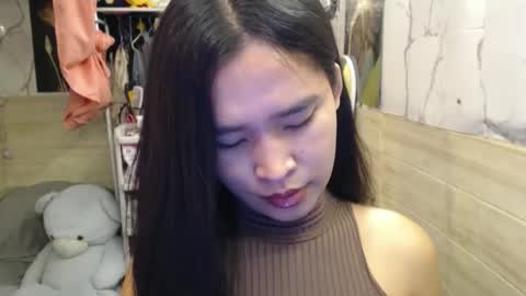 your_twinkletoes18 online show from April 13, 5:40 pm