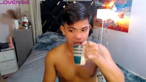 yourasian_bradley online show from October 1, 9:10 pm