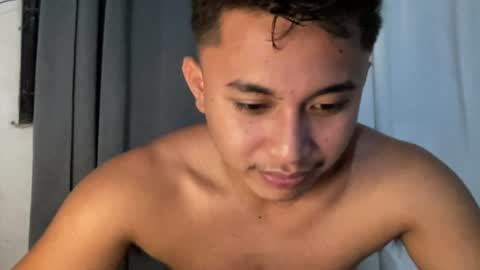 yourasian_mykhel online show from July 13, 8:22 pm