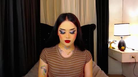 kim online show from December 15, 4:50 am