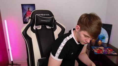 Billy online show from December 2, 3:58 am