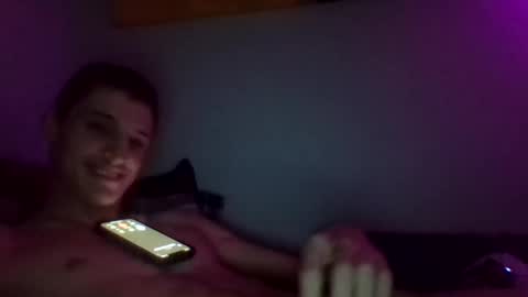 Snapshot of yourbitch1762 chatting on December 6, 8:18 pm yourbitch1762 online show from December 6, 8:18 pm