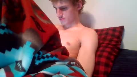 Snapshot of yourbitch1762 chatting on February 3, 4:43 am yourbitch1762 online show from February 3, 4:43 am