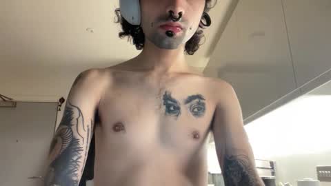 yourboo25 online show from April 22, 3:53 am