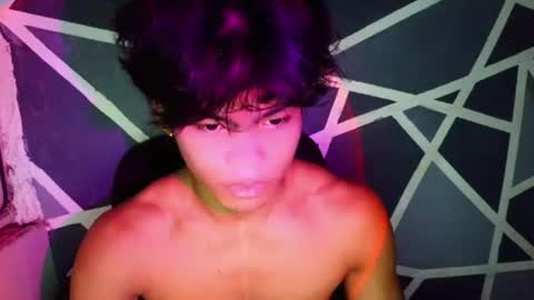 Snapshot of yourboycumrain chatting on June 23, 11:25 pm rainy online show from June 23, 11:25 pm