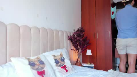 Snapshot of yourboynextdoor1 chatting on October 19, 3:01 pm YOURBOYNEXTDOOR online show from October 19, 3:01 pm