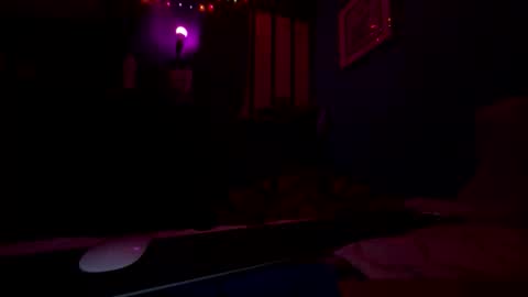 yourbroboytoy online show from January 18, 12:36 am