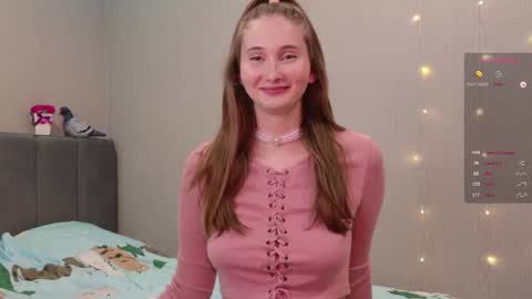 creamysister online show from March 16, 6:45 pm
