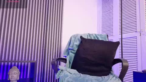 Selena online show from November 23, 10:04 am