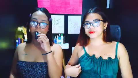 yourdirtygirl_lyla online show from January 8, 8:27 am