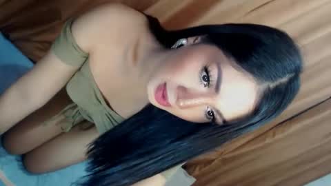 yourdream_gurl online show from February 7, 10:30 pm