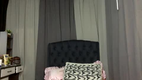 i am your dream boy  JR  online show from June 2, 5:42 am