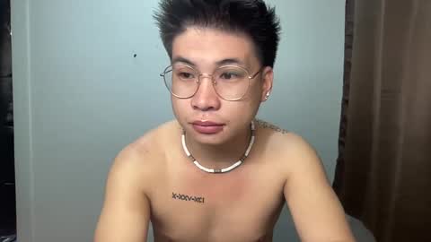 yourfantasyyy_ online show from March 4, 5:53 am