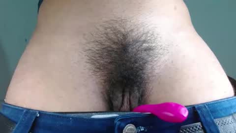 yourfavorite_bigclit online show from October 6, 9:01 pm