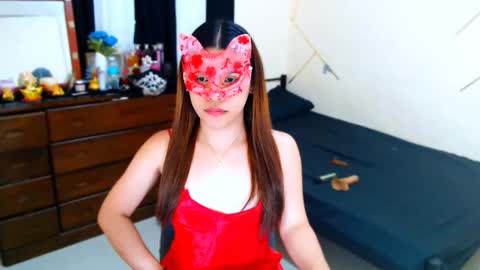 yourgoddesscruella online show from March 5, 12:17 am