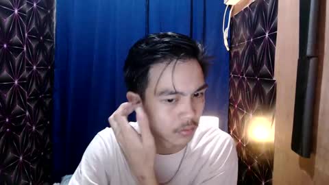 Snapshot of yourguy_josh23 chatting on December 2, 5:48 am Josh online show from December 2, 5:48 am