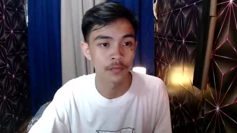 Snapshot of yourguy_josh23 chatting on December 21, 7:56 am Josh online show from December 21, 7:56 am