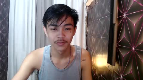 Snapshot of yourguy_josh23 chatting on January 13, 4:50 am Josh online show from January 13, 4:50 am