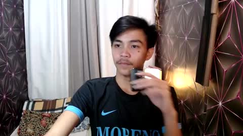 Snapshot of yourguy_josh23 chatting on January 17, 6:26 am Josh online show from January 17, 6:26 am