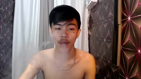 Snapshot of yourguy_josh23 chatting on February 7, 2:40 am Josh online show from February 7, 2:40 am