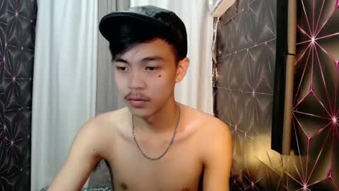 Snapshot of yourguy_josh23 chatting on February 11, 7:33 am Josh online show from February 11, 7:33 am