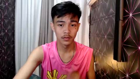 Snapshot of yourguy_josh23 chatting on February 19, 11:38 am Josh online show from February 19, 11:38 am