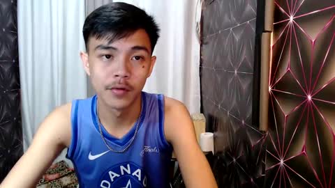 Snapshot of yourguy_josh23 chatting on February 21, 1:44 pm Josh online show from February 21, 1:44 pm