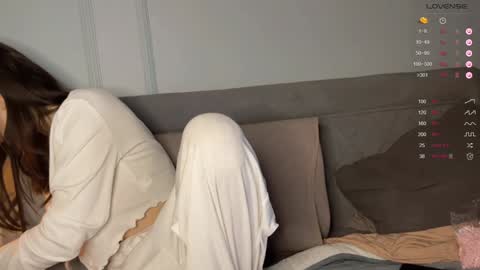 Snapshot of yourher0in chatting on January 14, 3:36 pm Aida online show from January 14, 3:36 pm