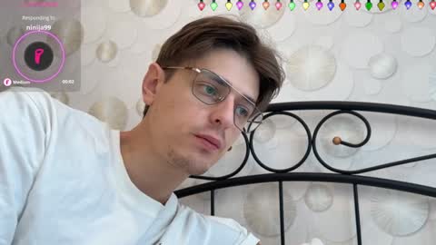 Chris online show from December 25, 9:34 am