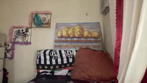 Snapshot of yourhotlove_jamellaxxx chatting on December 3, 8:51 pm LOVING JAMMELA online show from December 3, 8:51 pm