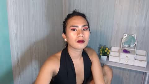 Mauie  online show from February 28, 10:50 pm