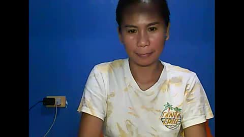 yourmorenagirl69 online show from September 15, 7:19 am