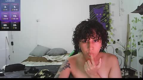 Snapshot of yourownerserena chatting on February 11, 9:25 am Serena online show from February 11, 9:25 am