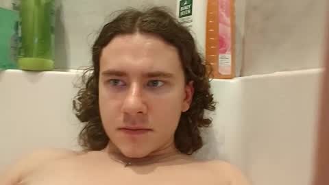 Nylon slave online show from November 18, 1:33 am