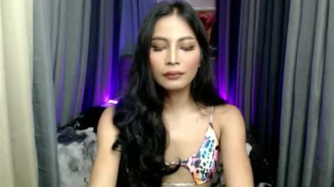 yourprettybella_ts online show from November 9, 3:54 pm