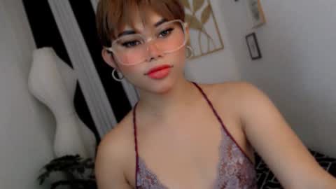 yourprettyblythe_ts online show from June 16, 12:46 am