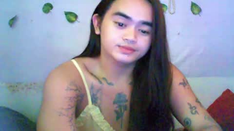 Snapshot of yourprincessthea chatting on June 23, 12:08 am yourprincessthea online show from June 23, 12:08 am