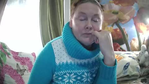 Snapshot of yoursexkroshka chatting on February 18, 12:34 pm kroshka online show from February 18, 12:34 pm
