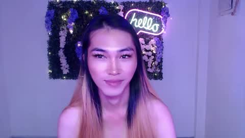 Snapshot of yoursexservice chatting on December 4, 4:27 pm    online show from December 4, 4:27 pm