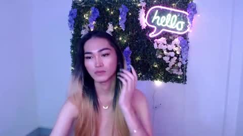 Snapshot of yoursexservice chatting on December 16, 1:53 am    online show from December 16, 1:53 am